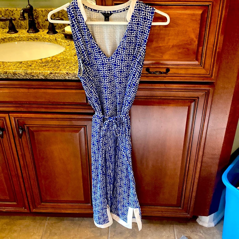 Ann Taylor belted work dress, size M